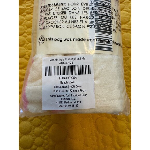 Funboy Poolside Leisure Club Beach Towel 68"x30" 100% Cotton Pink & White NEW - Picture 5 of 6